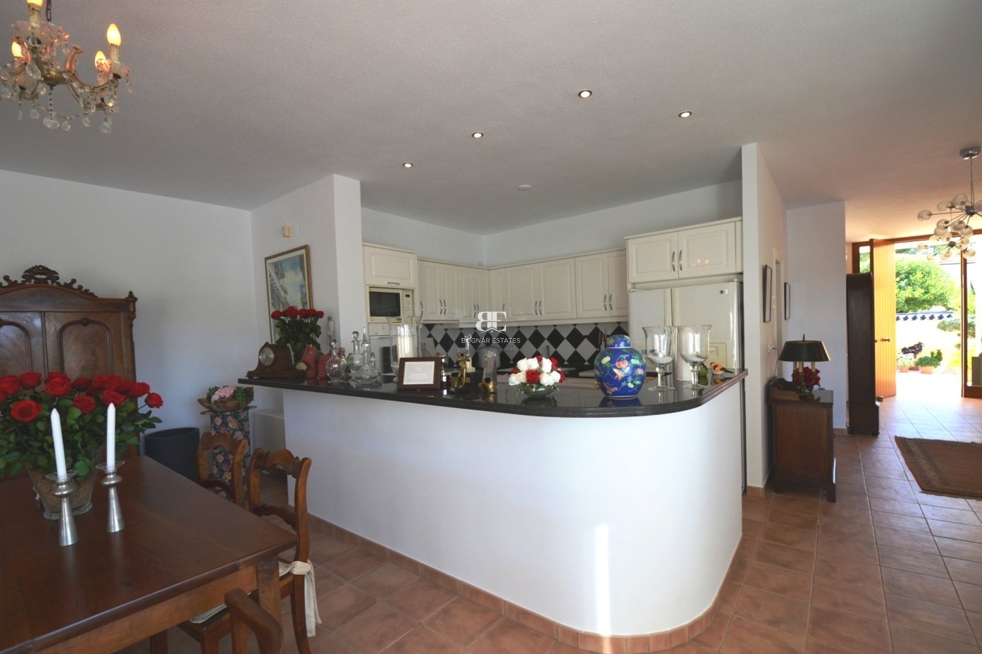 Resale - Villa -
Altea
