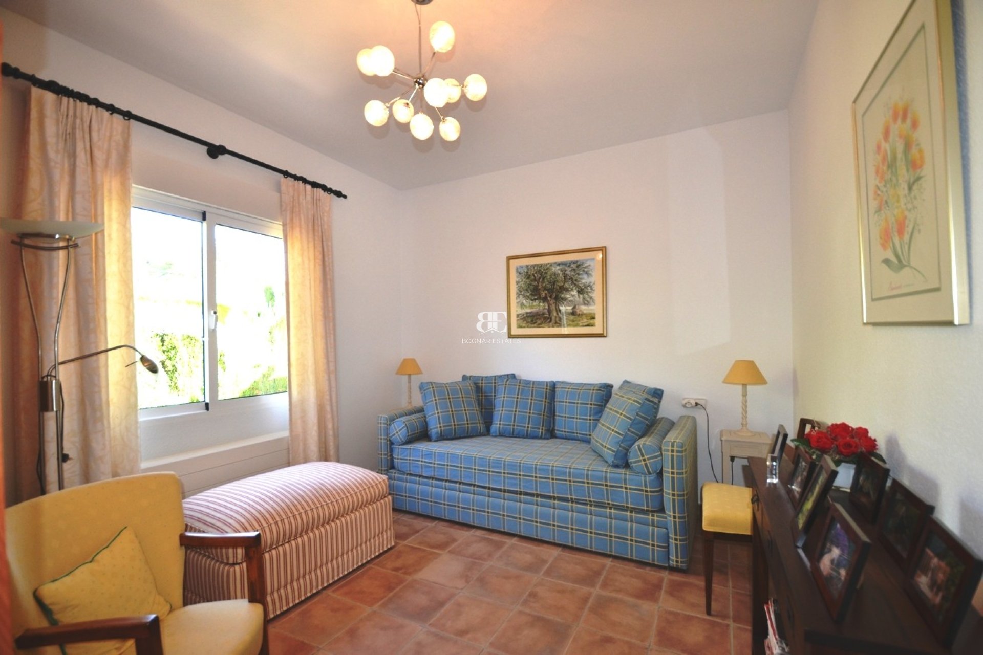 Resale - Villa -
Altea