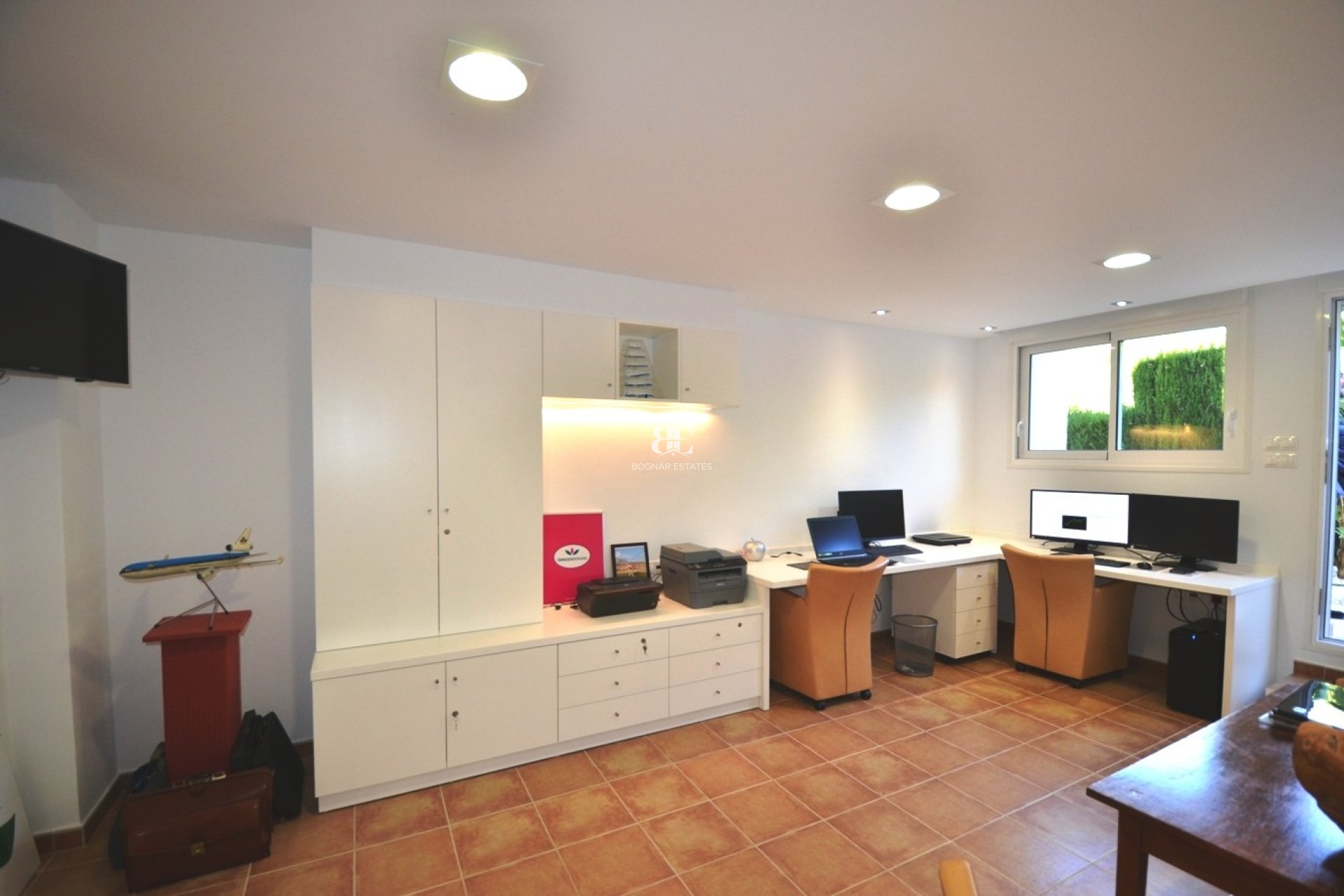 Resale - Villa -
Altea