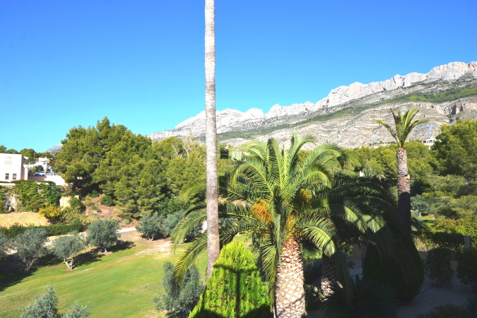 Resale - Villa -
Altea