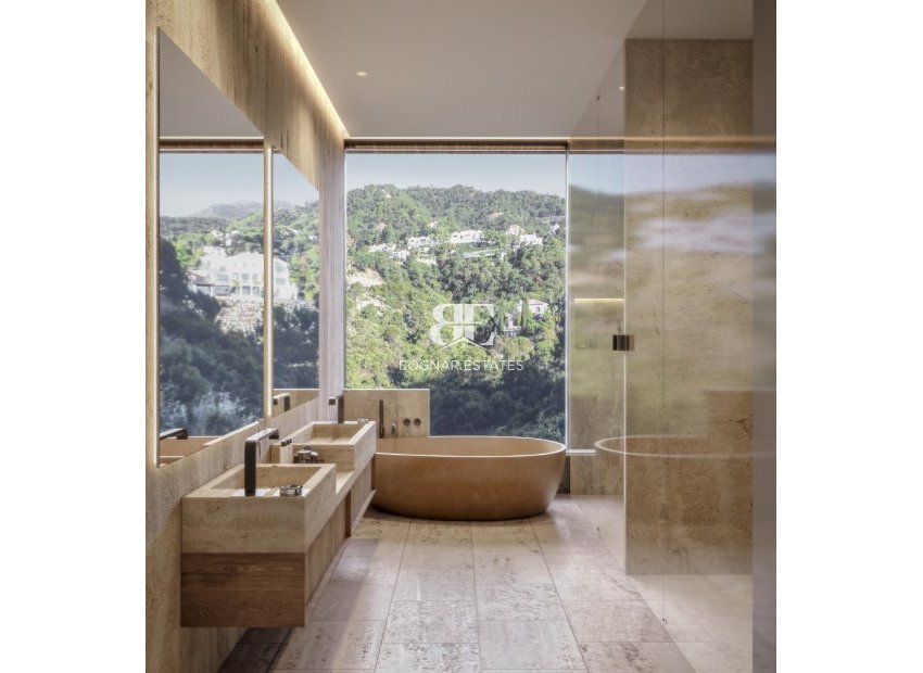 Resale - Villa -
Benahavis - El Madroñal