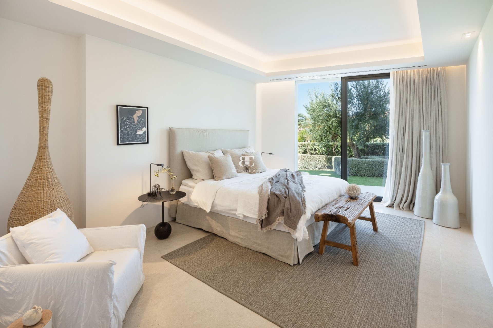 Resale - Villa -
Benahavis - La Quinta