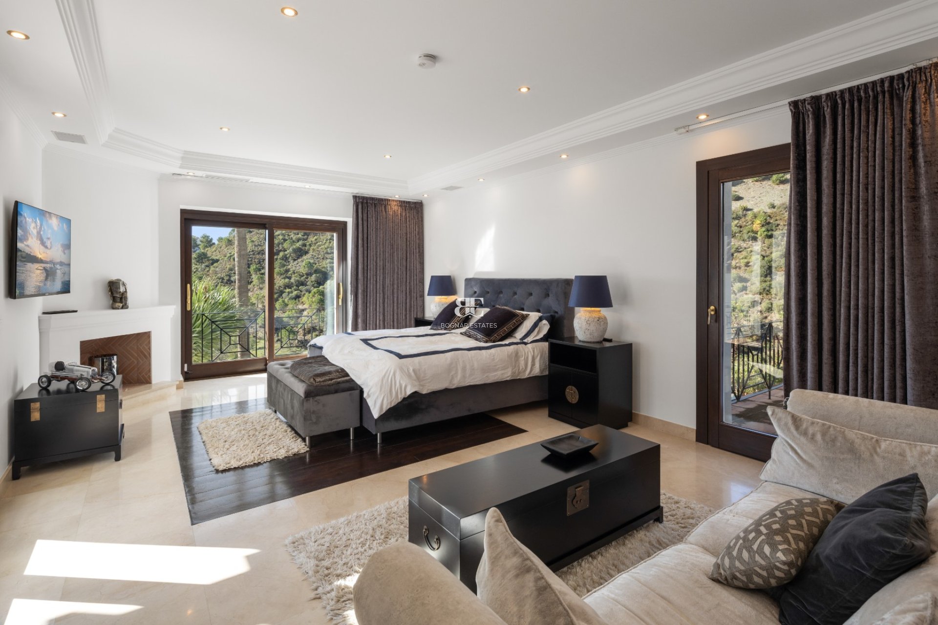 Resale - Villa -
Benahavis - La Quinta