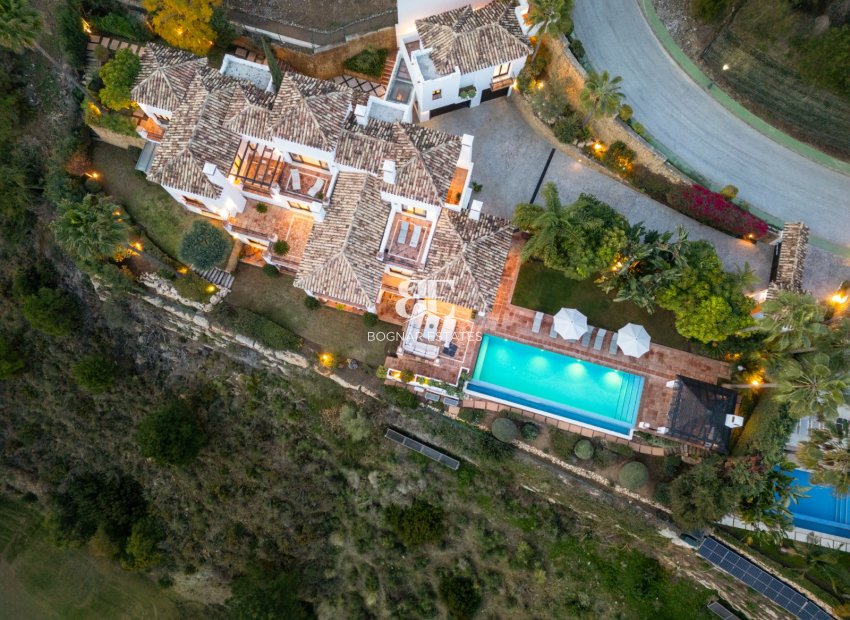 Resale - Villa -
Benahavis - La Quinta