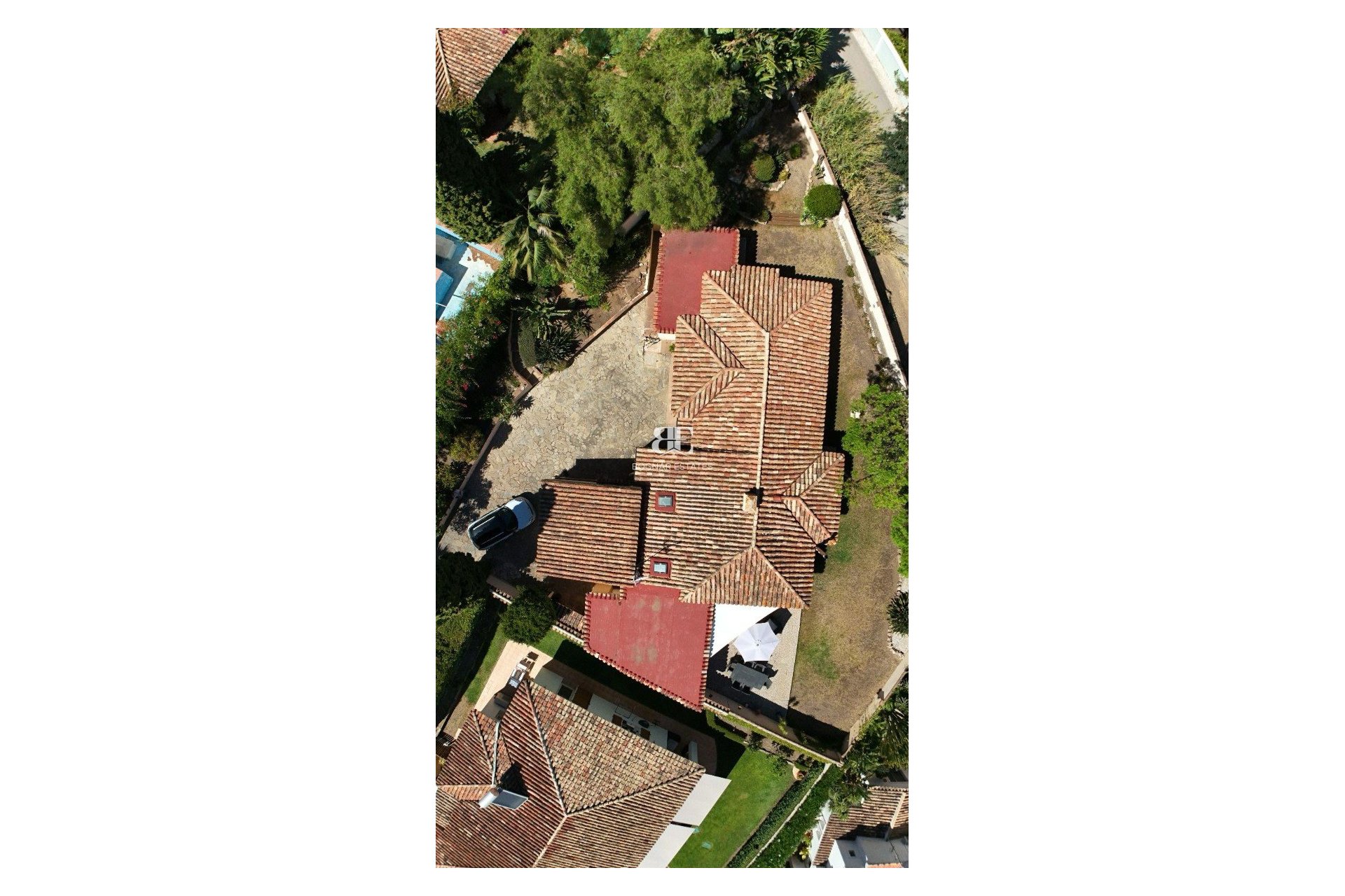 Resale - Villa -
Benahavis - La Quinta