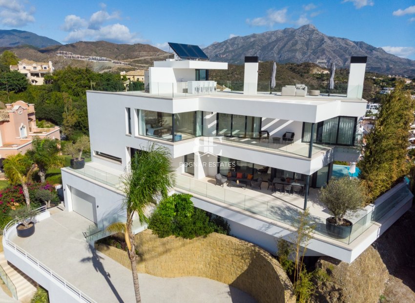 Resale - Villa -
Benahavis - La Quinta