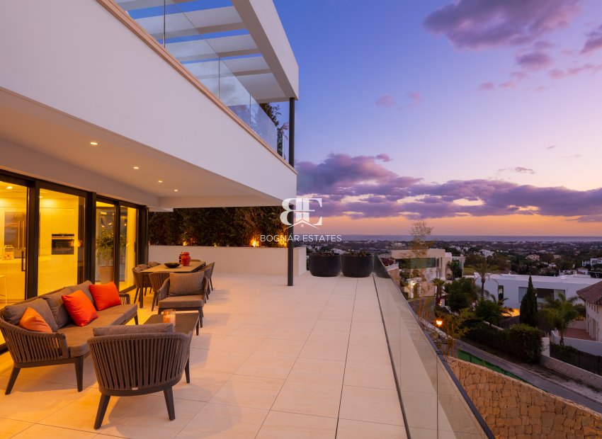 Resale - Villa -
Benahavis - La Quinta