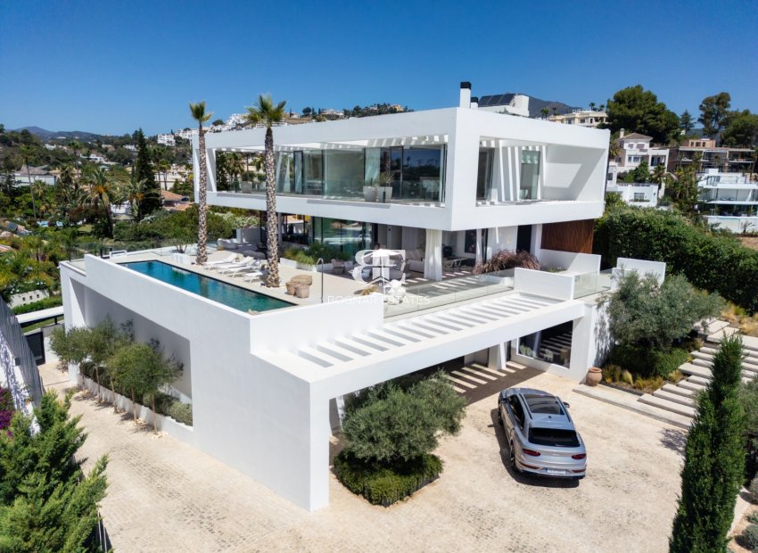 Resale - Villa -
Benahavis - La Quinta