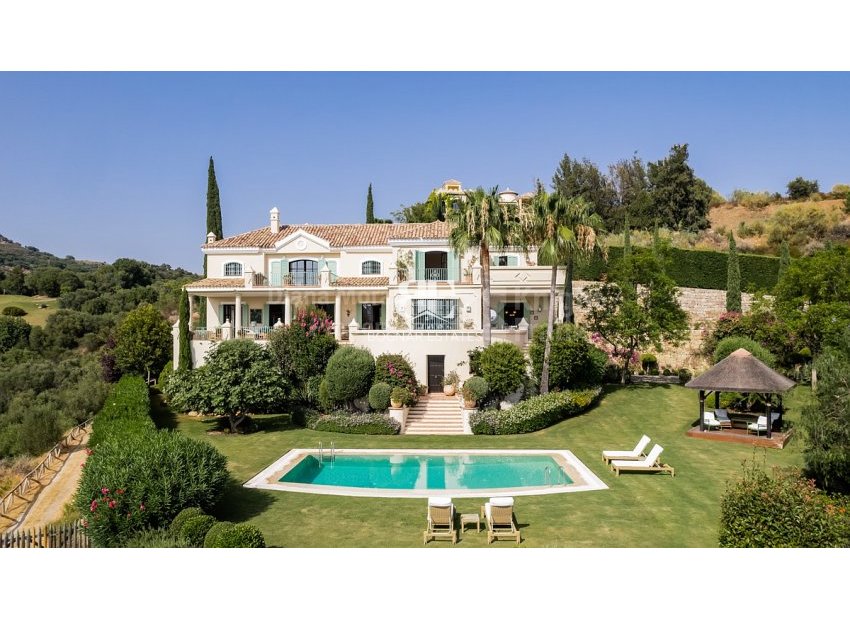 Resale - Villa -
Benahavis