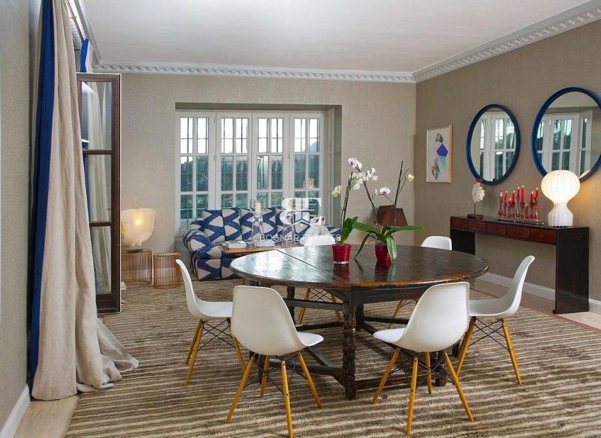 Resale - Villa -
Benahavis