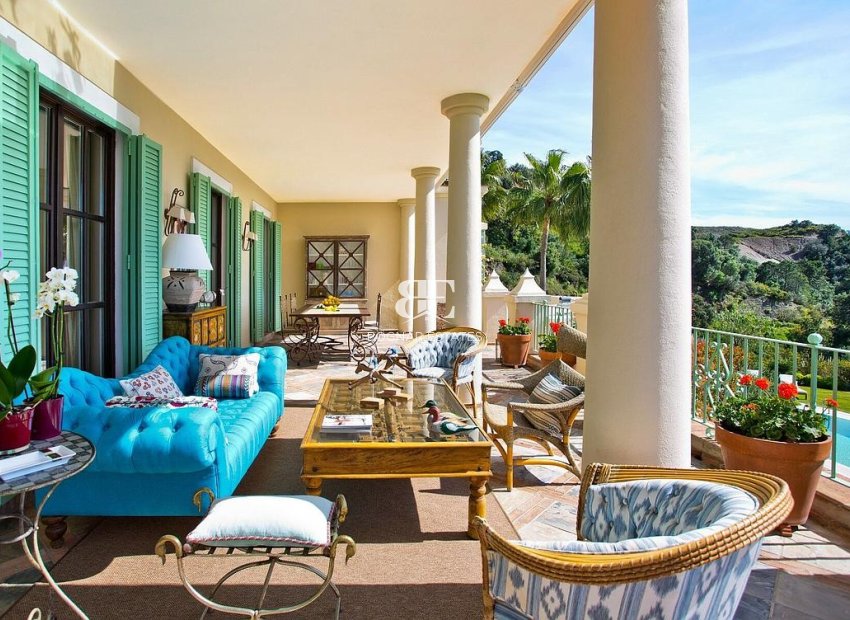 Resale - Villa -
Benahavis