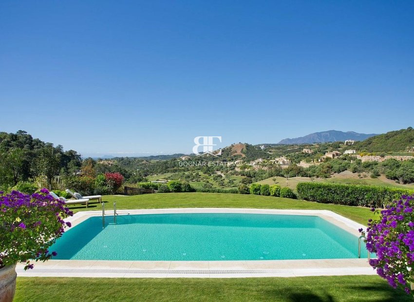 Resale - Villa -
Benahavis