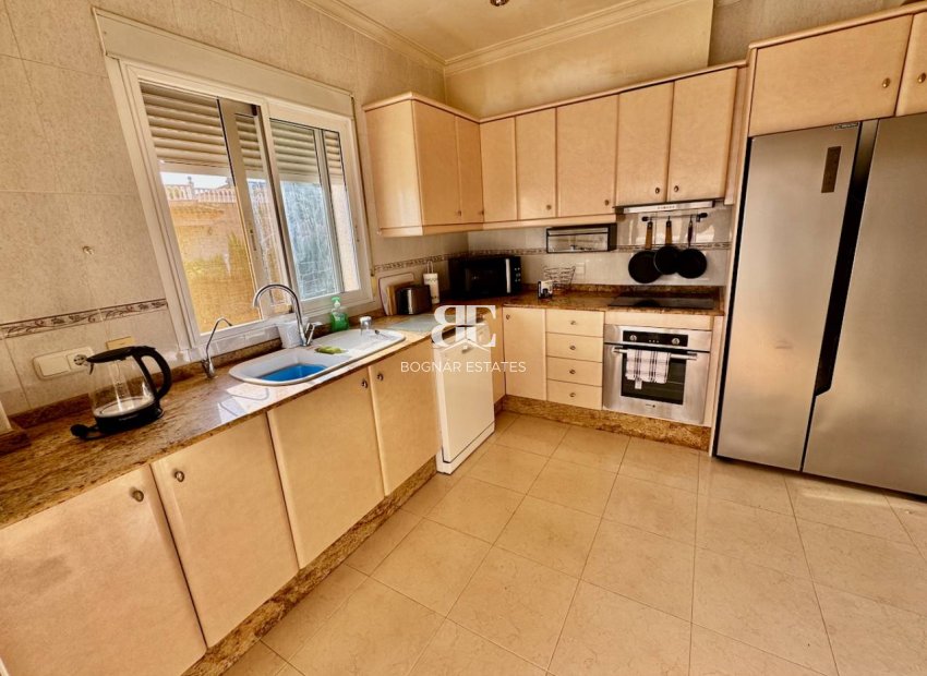 Resale - Villa -
Benferri