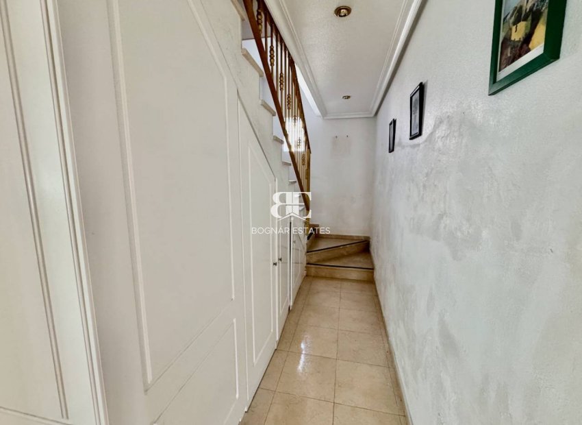 Resale - Villa -
Benferri