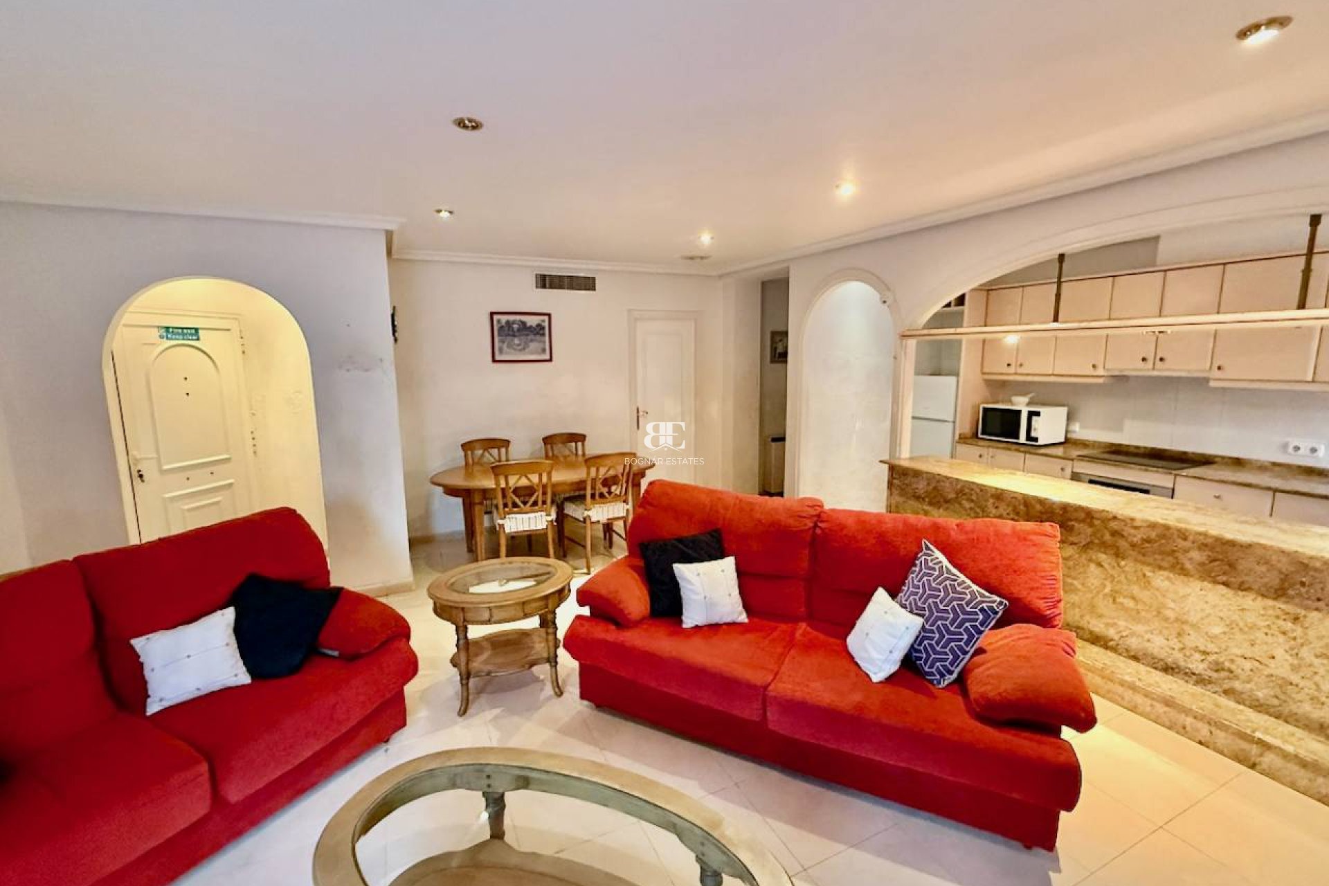 Resale - Villa -
Benferri