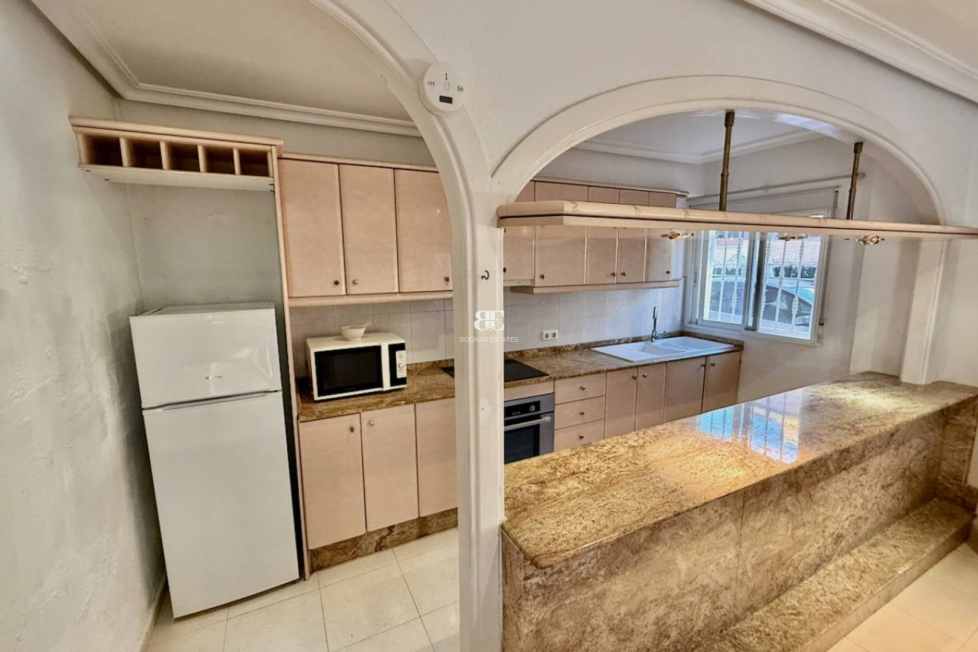 Resale - Villa -
Benferri