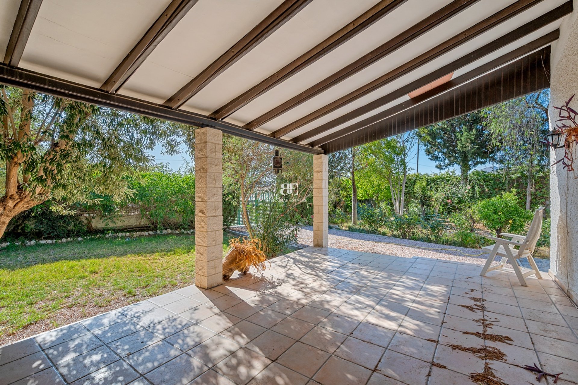 Resale - Villa -
Benferri