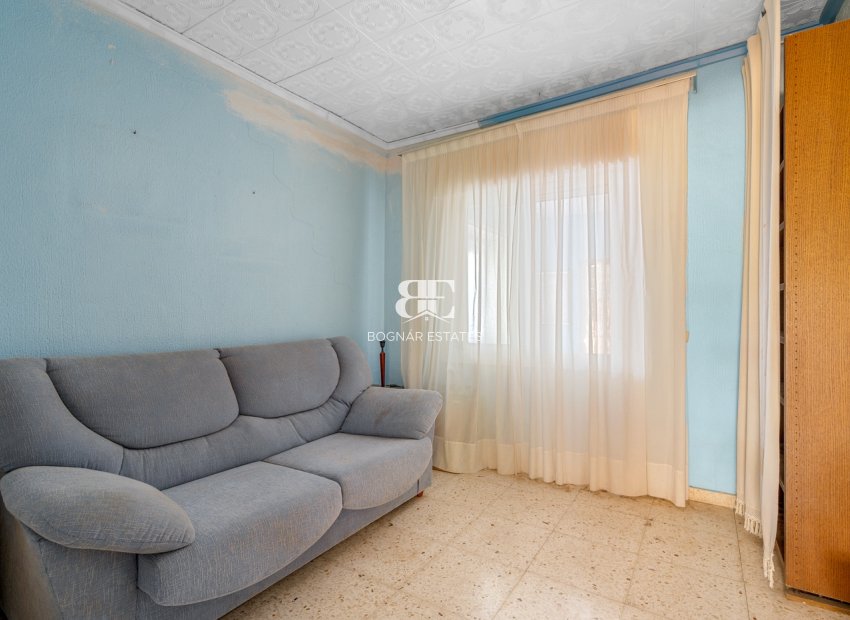 Resale - Villa -
Benferri