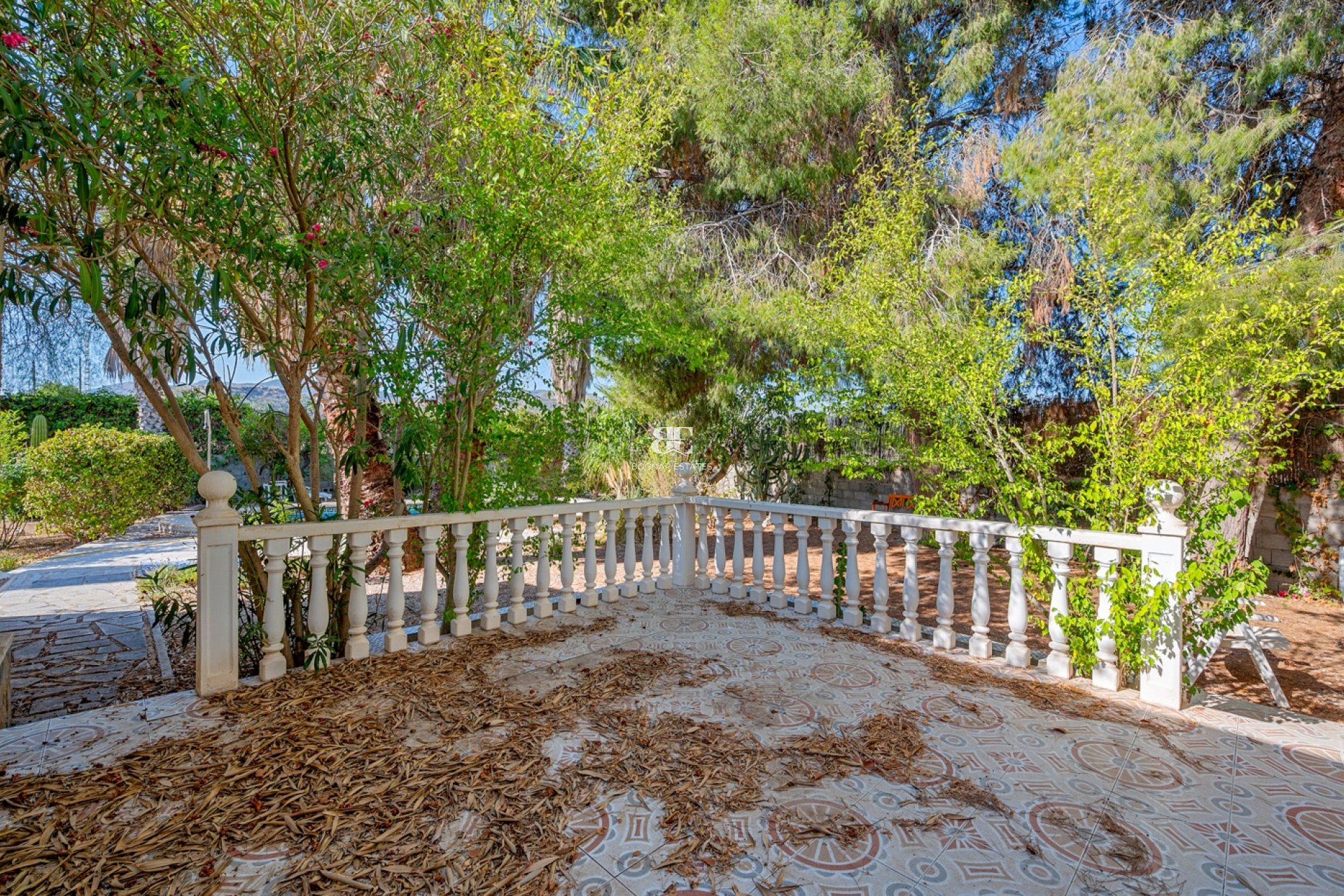Resale - Villa -
Benferri