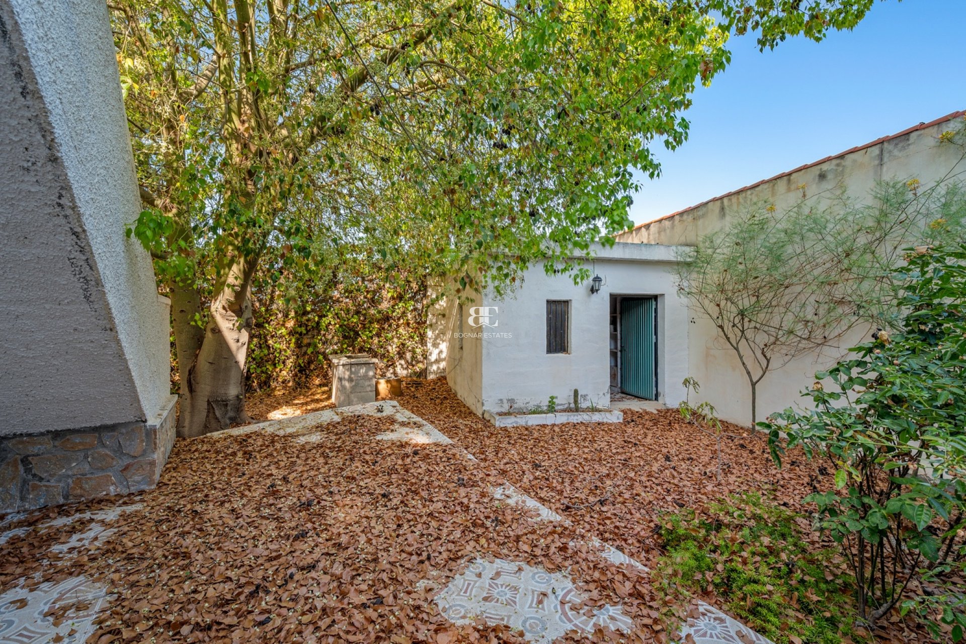 Resale - Villa -
Benferri