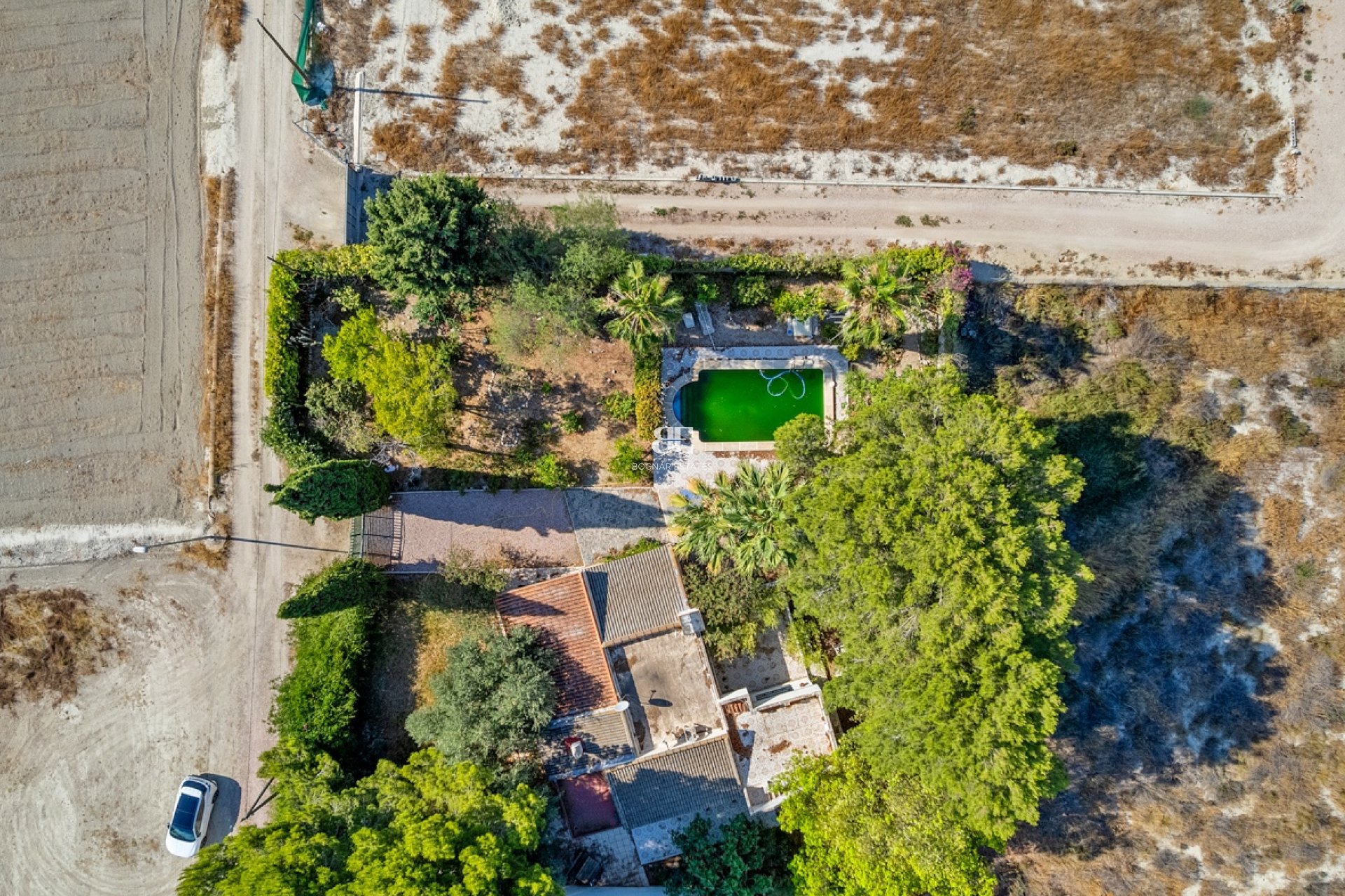 Resale - Villa -
Benferri