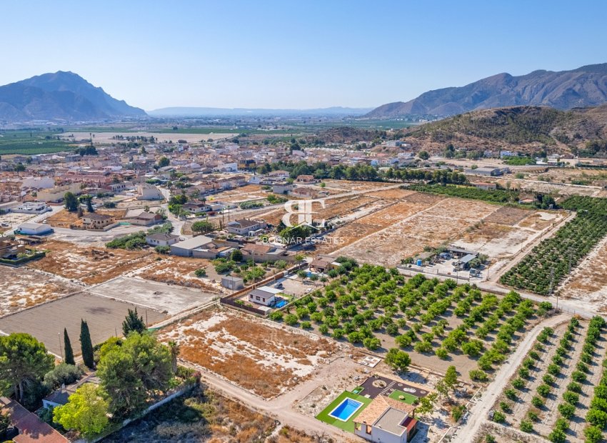 Resale - Villa -
Benferri