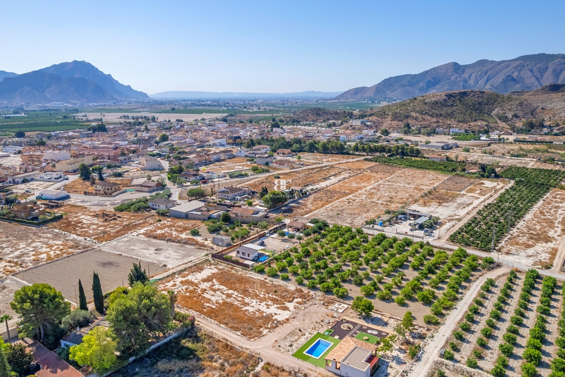 Resale - Villa -
Benferri