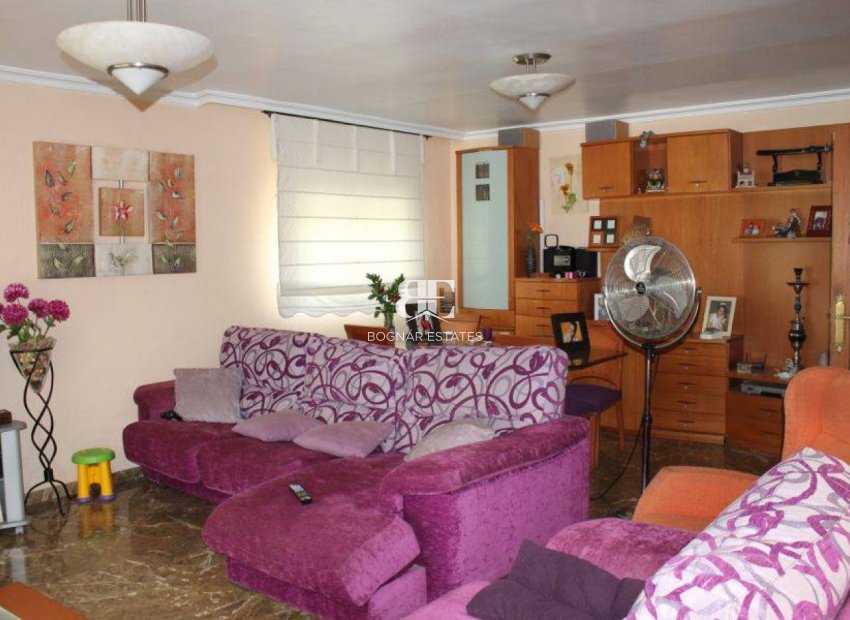 Resale - Villa -
Benidorm - Poniente
