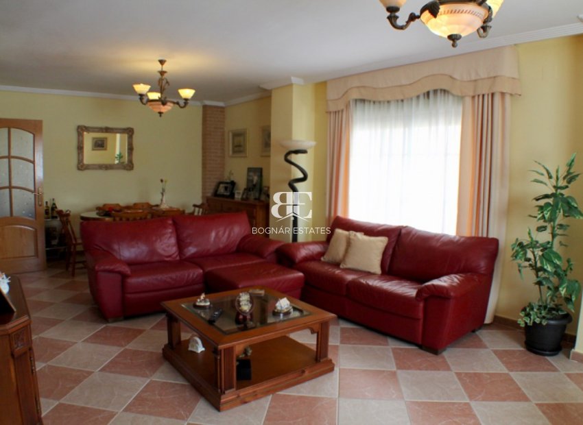 Resale - Villa -
Benidorm - Rincón de Loix