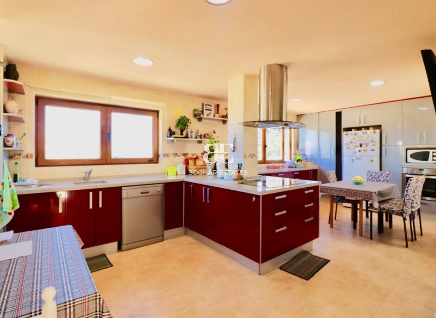 Resale - Villa -
Benidorm - Rincón de Loix
