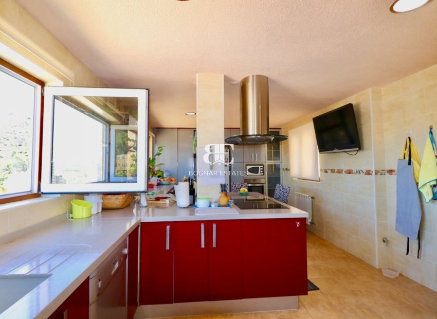Resale - Villa -
Benidorm - Rincón de Loix