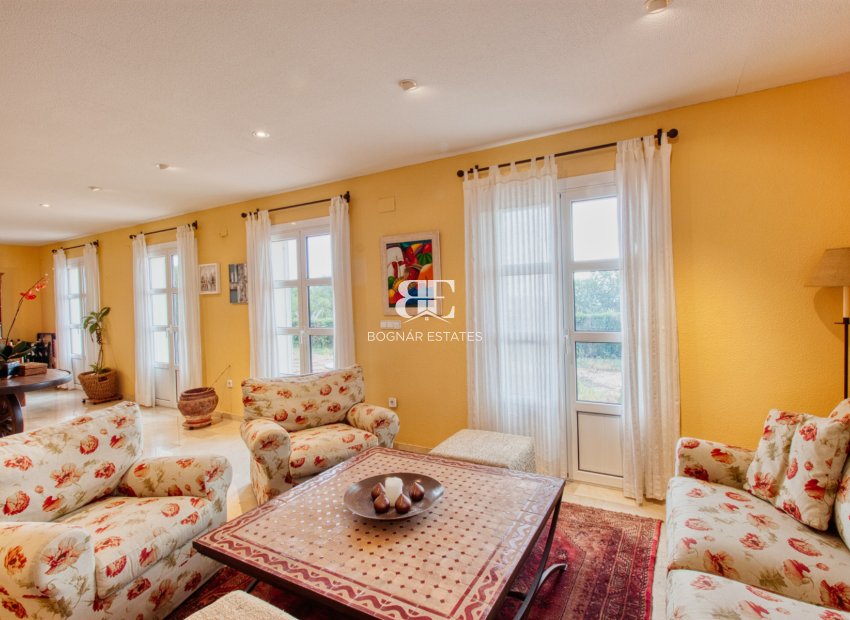 Resale - Villa -
Benidorm - Zona de Poniente