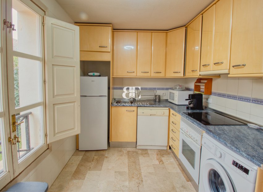 Resale - Villa -
Benidorm - Zona de Poniente