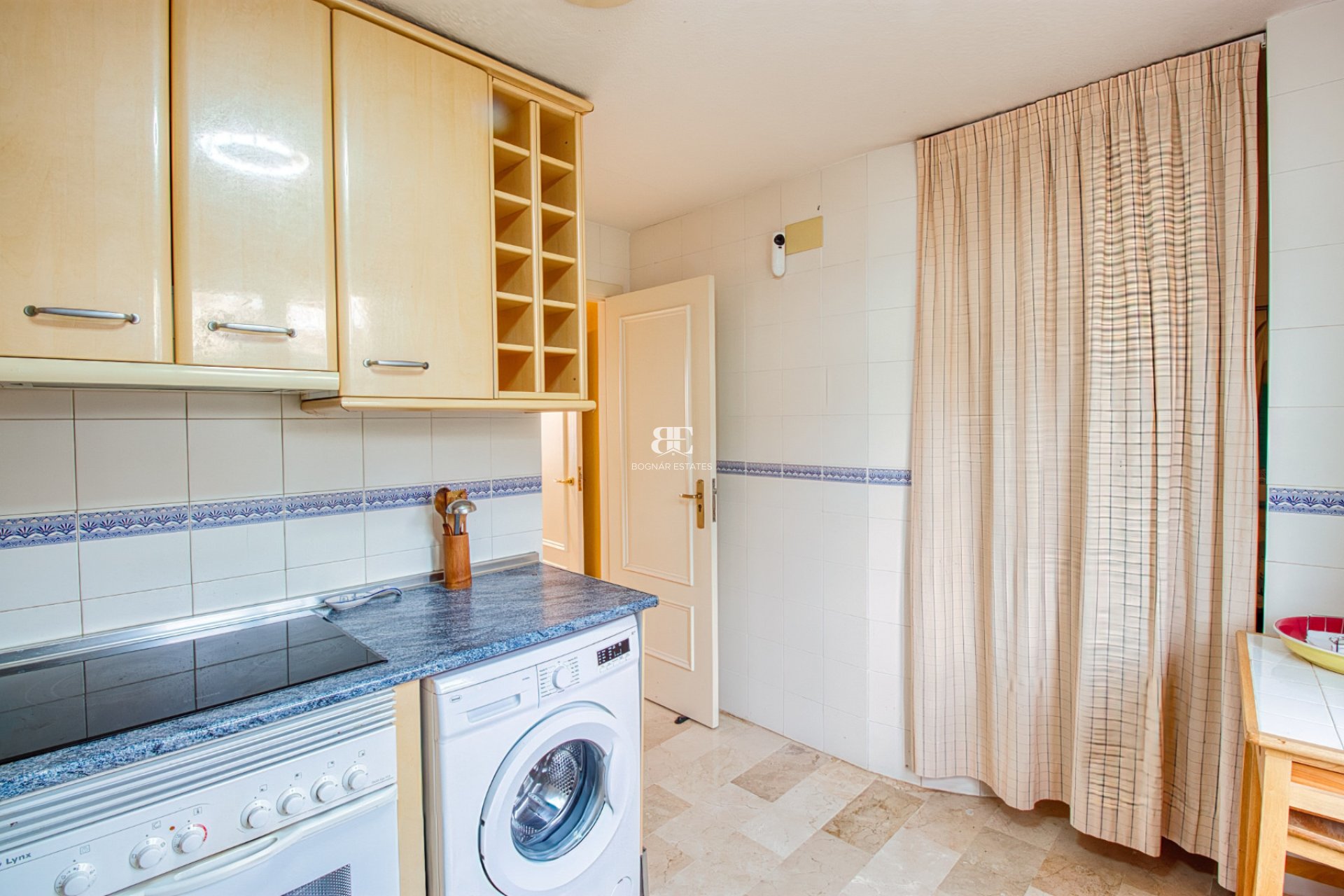 Resale - Villa -
Benidorm - Zona de Poniente