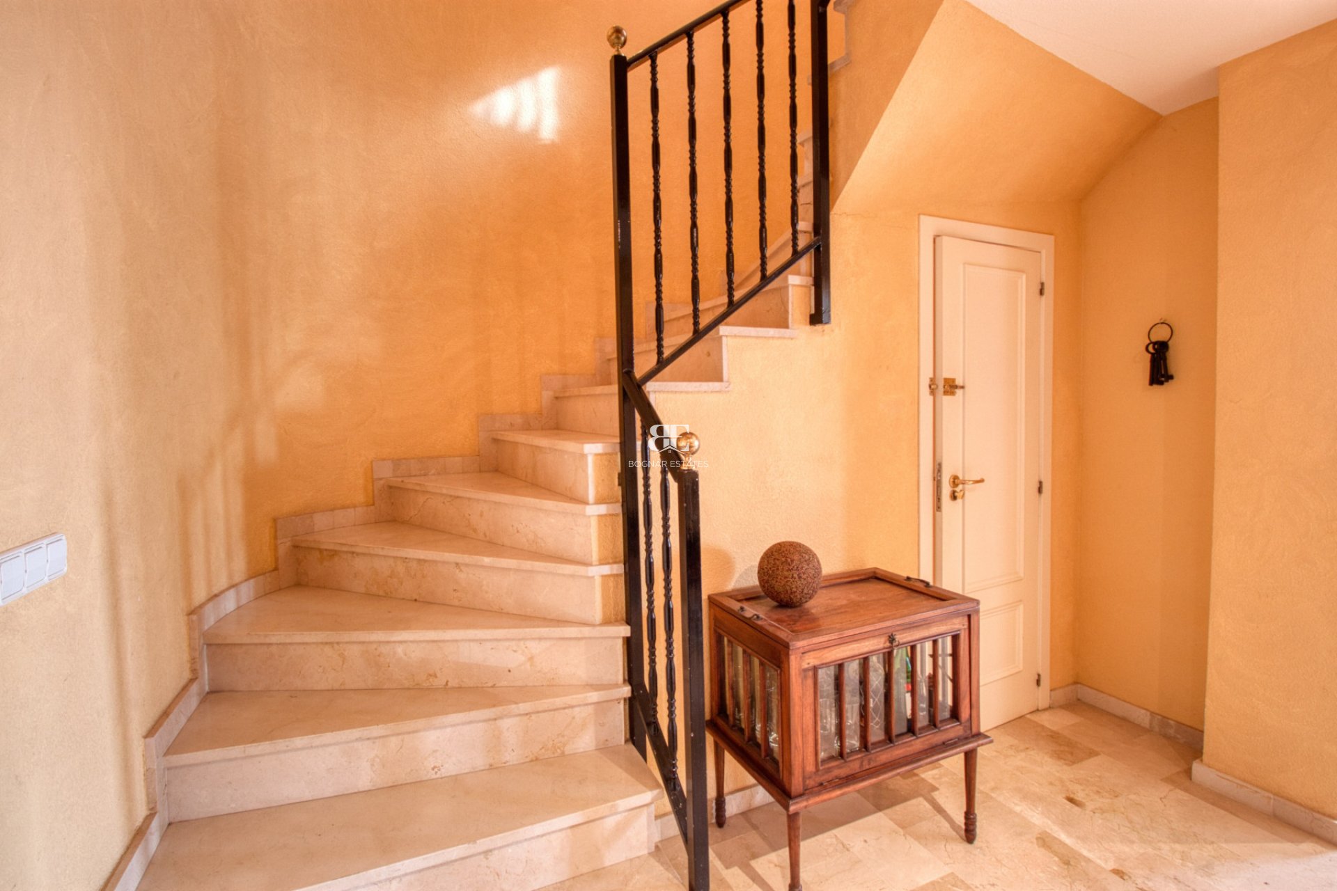 Resale - Villa -
Benidorm - Zona de Poniente