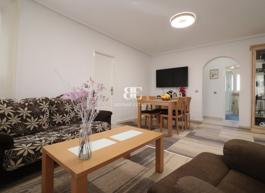 Resale - Villa -
Benijofar - Monte Azul