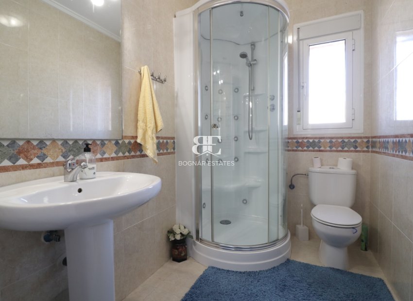 Resale - Villa -
Benijofar - Monte Azul