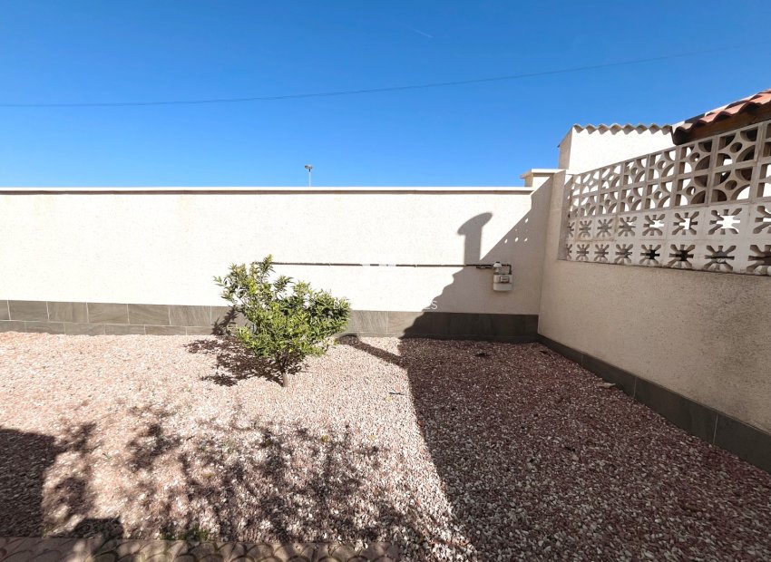 Resale - Villa -
Benijofar - Monte Azul