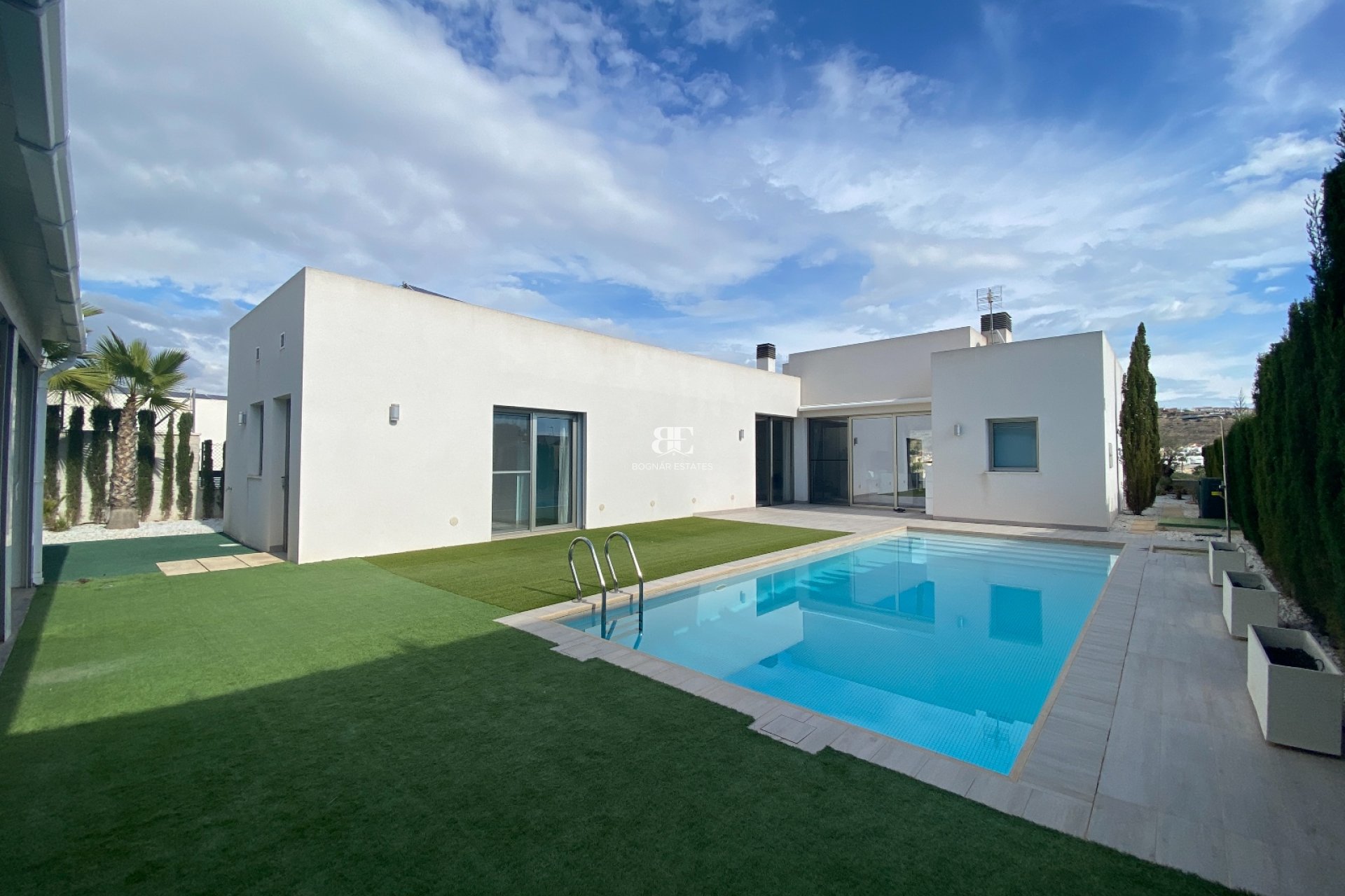 Resale - Villa -
Benijofar