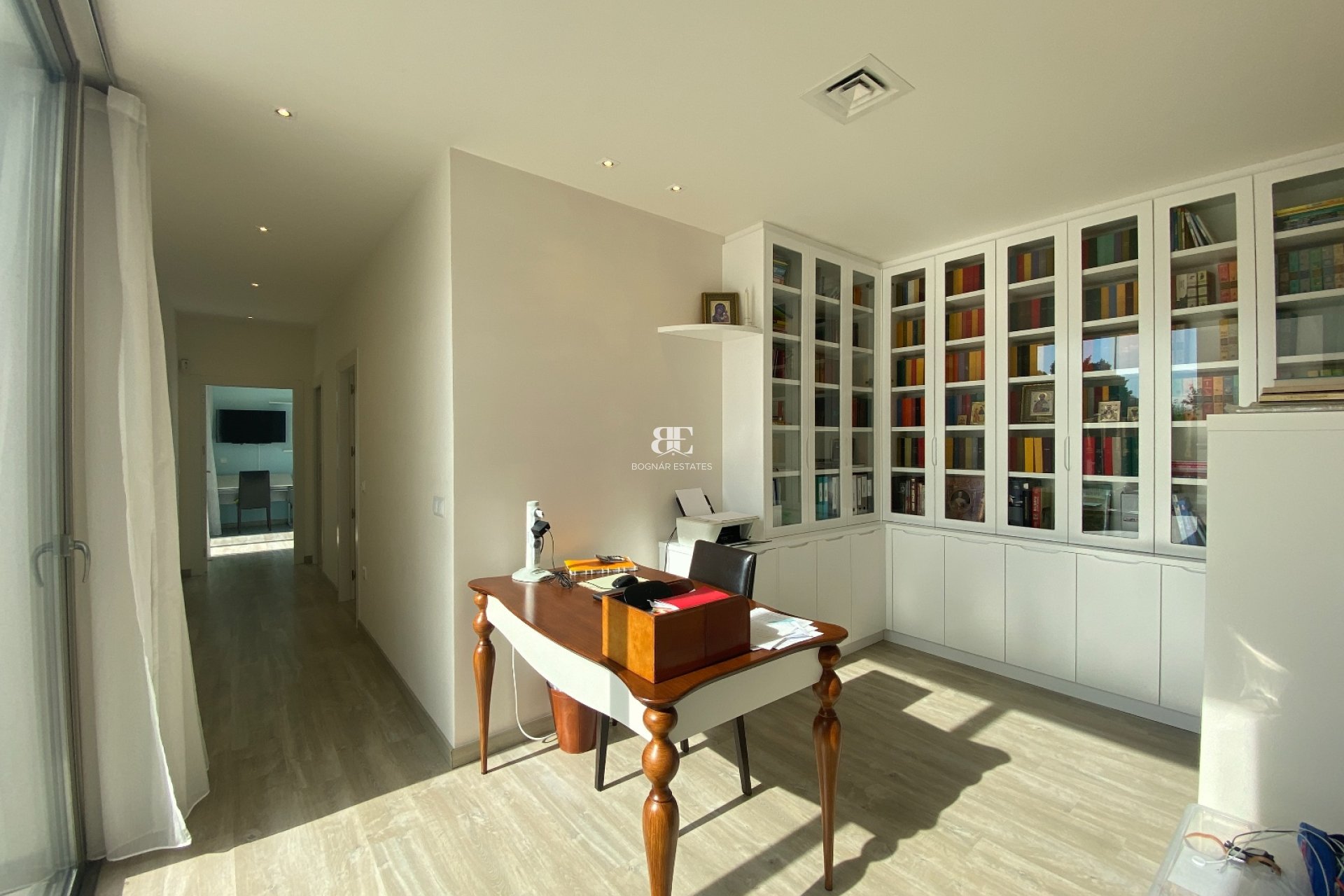 Resale - Villa -
Benijofar