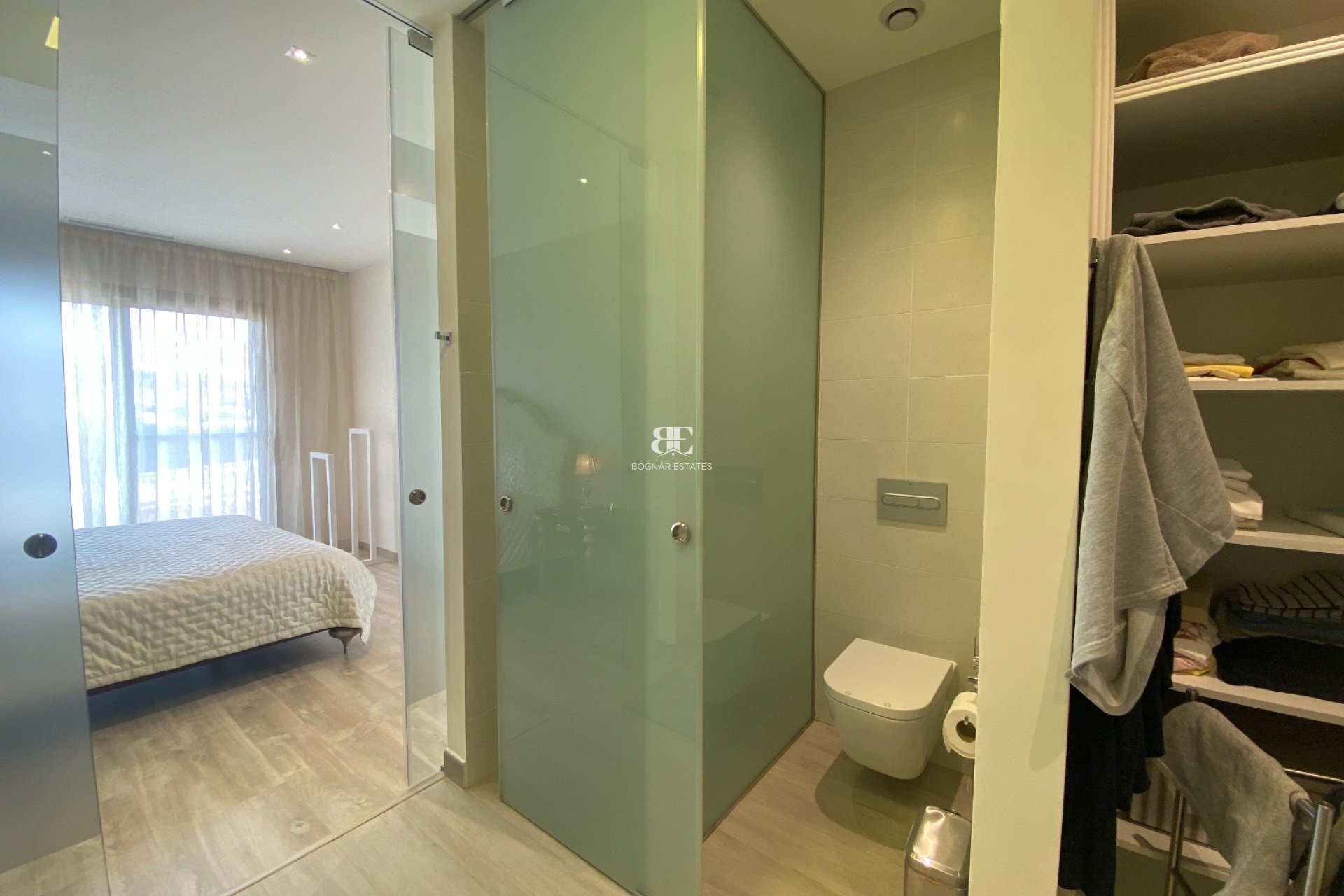 Resale - Villa -
Benijofar