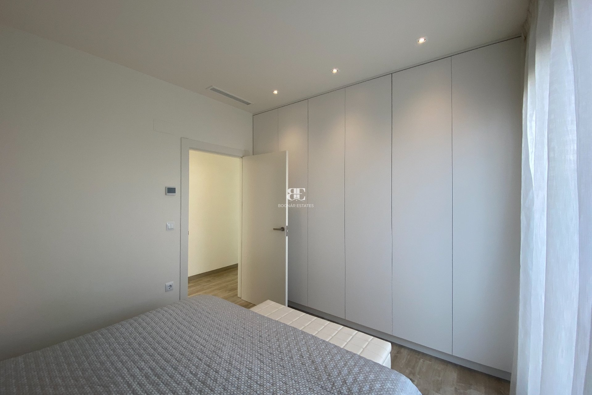 Resale - Villa -
Benijofar