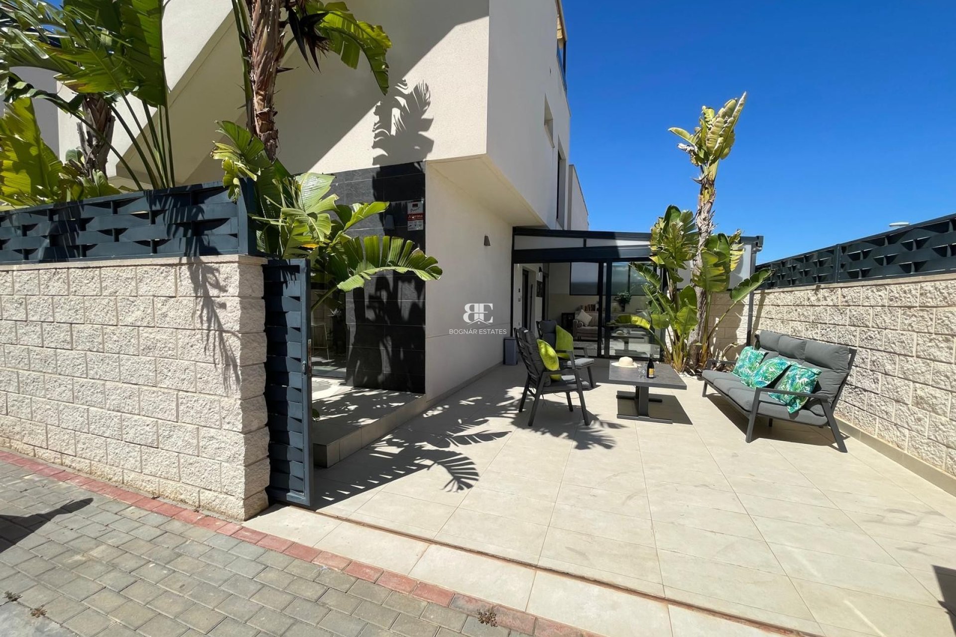Resale - Villa -
Benijofar