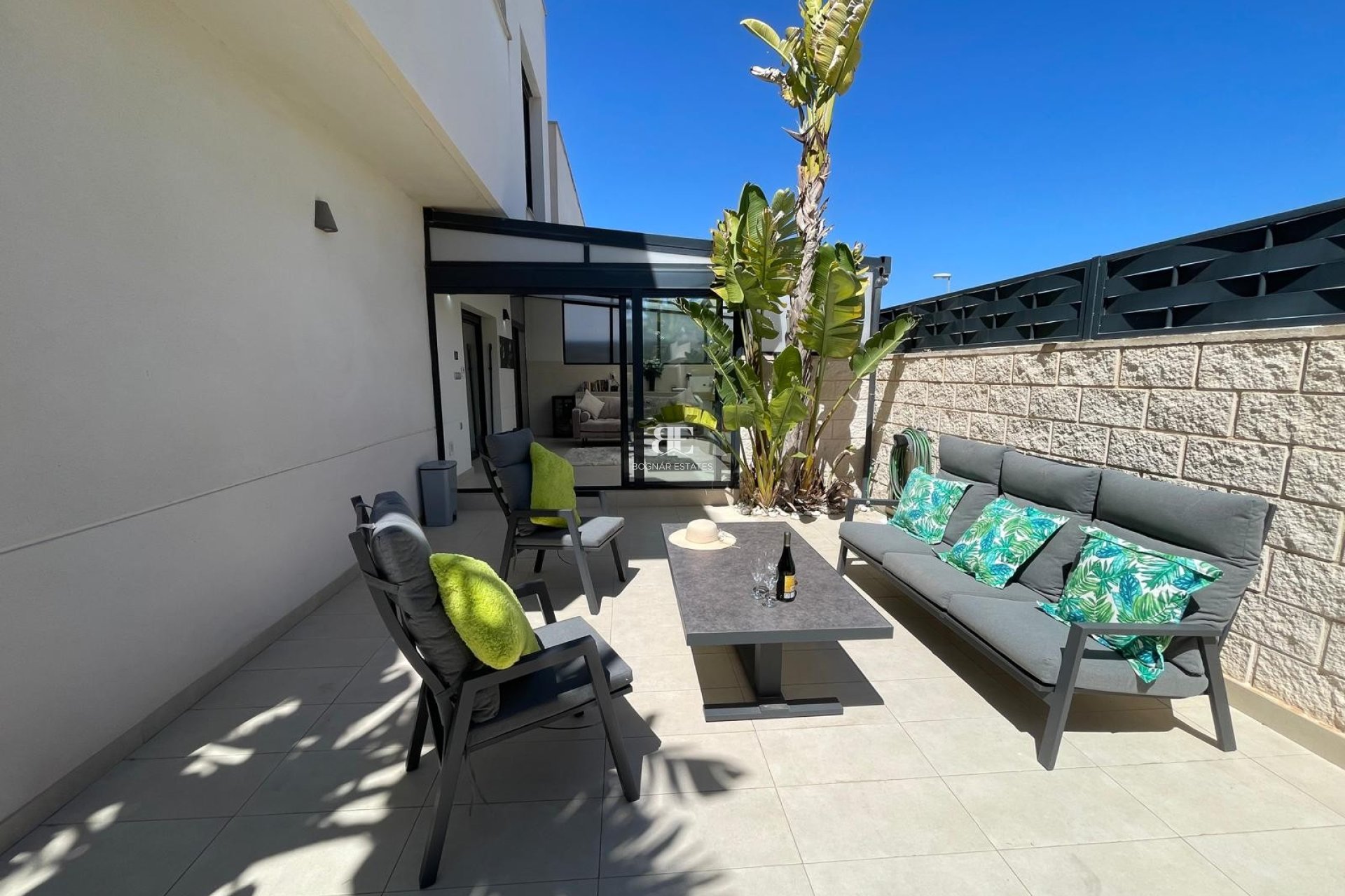 Resale - Villa -
Benijofar