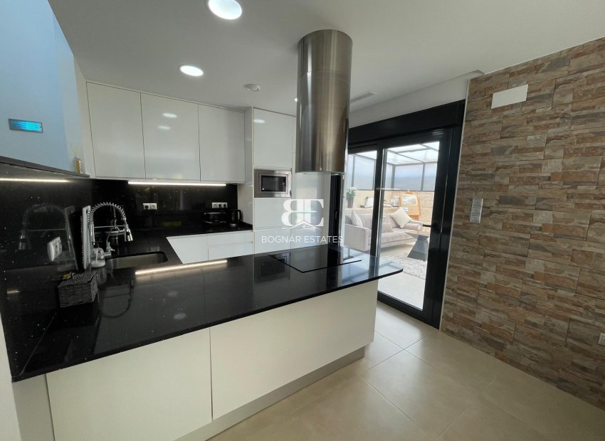Resale - Villa -
Benijofar