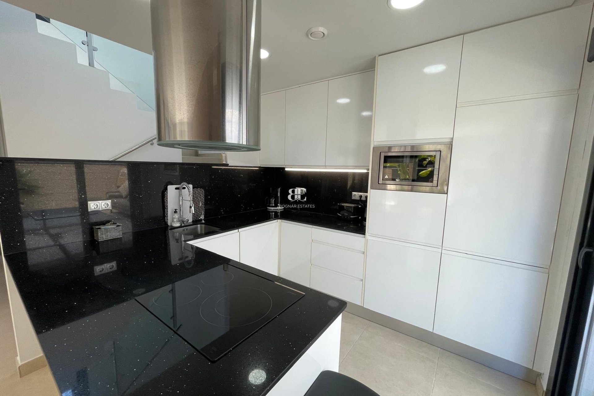 Resale - Villa -
Benijofar
