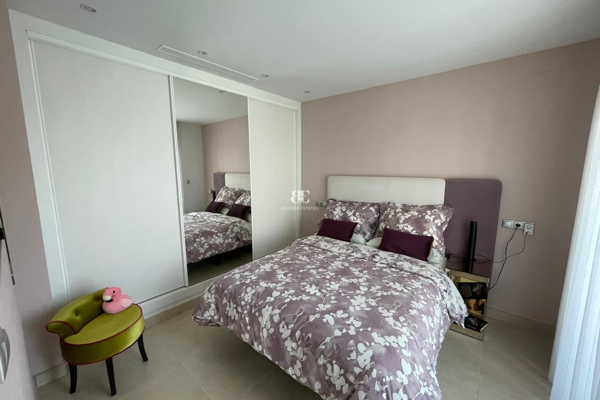 Resale - Villa -
Benijofar