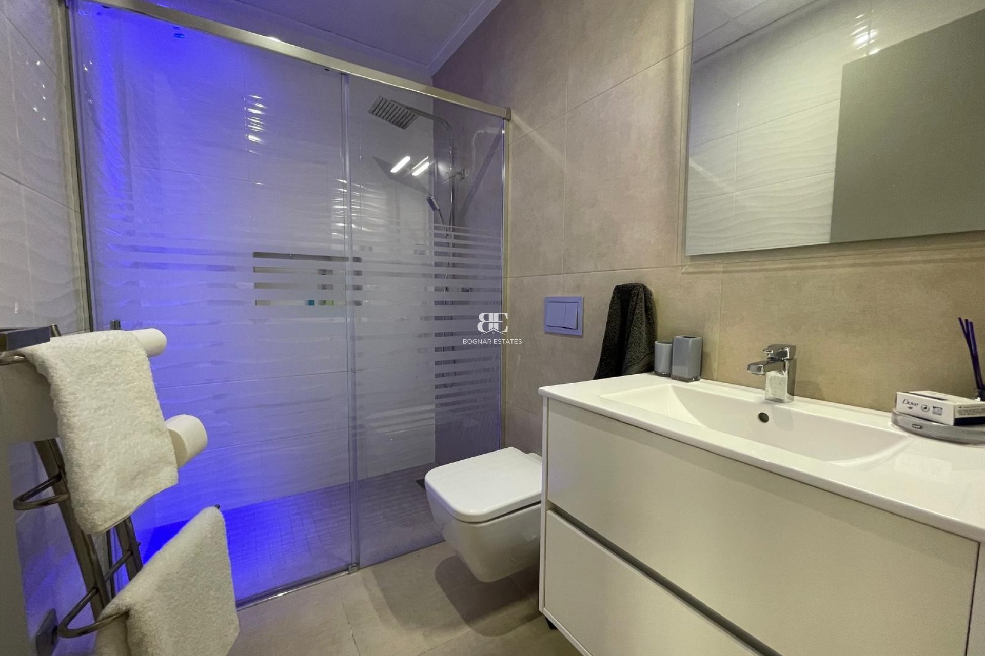Resale - Villa -
Benijofar