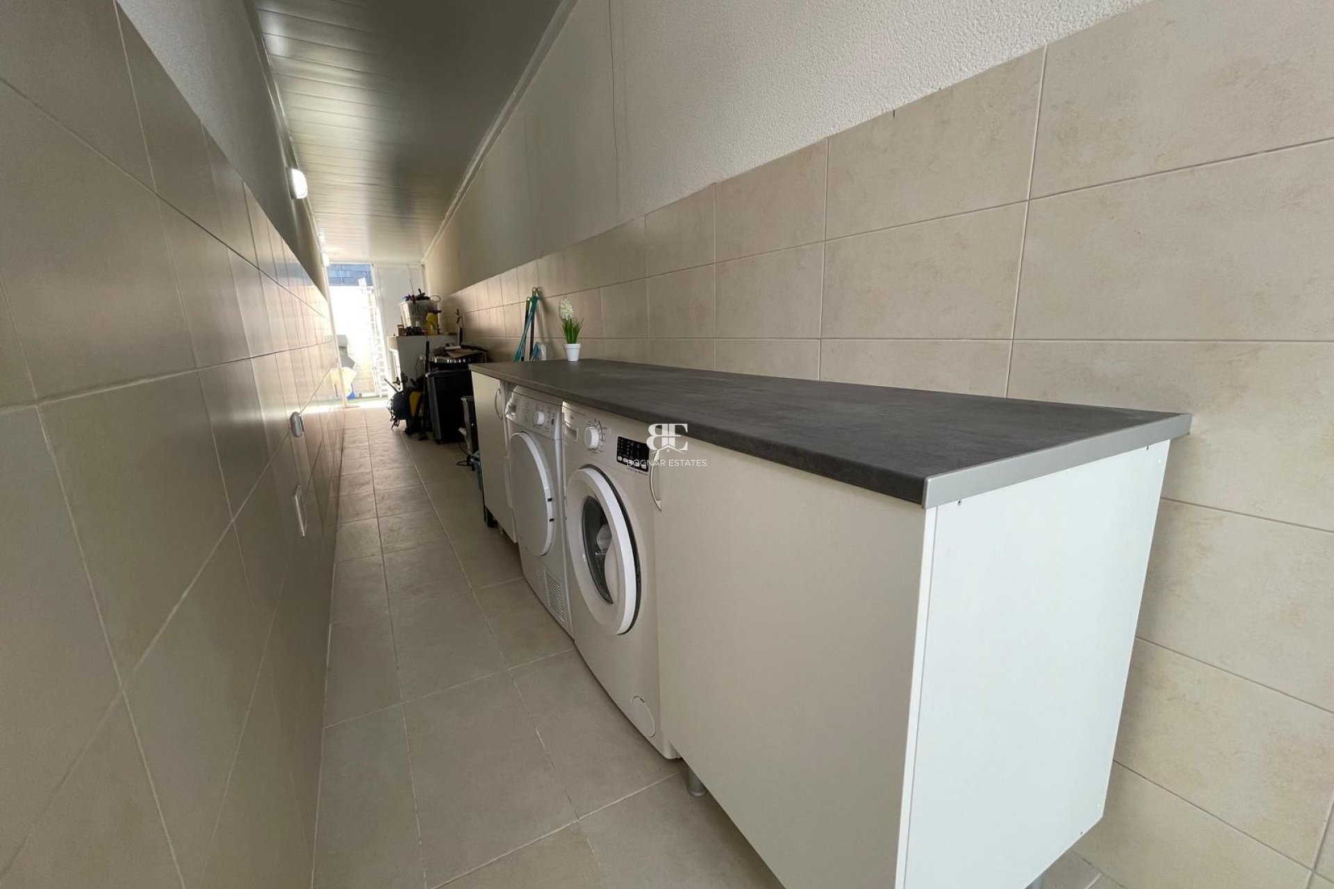 Resale - Villa -
Benijofar