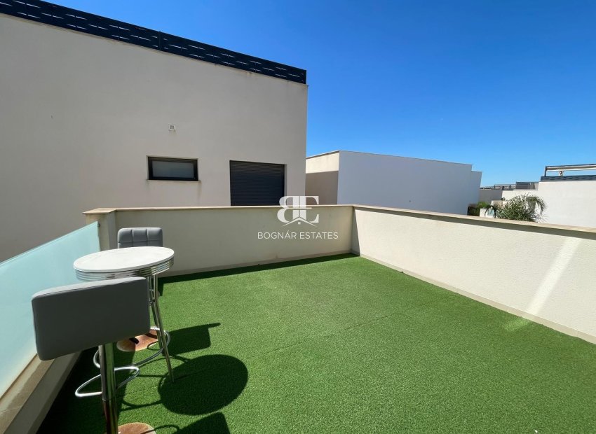 Resale - Villa -
Benijofar